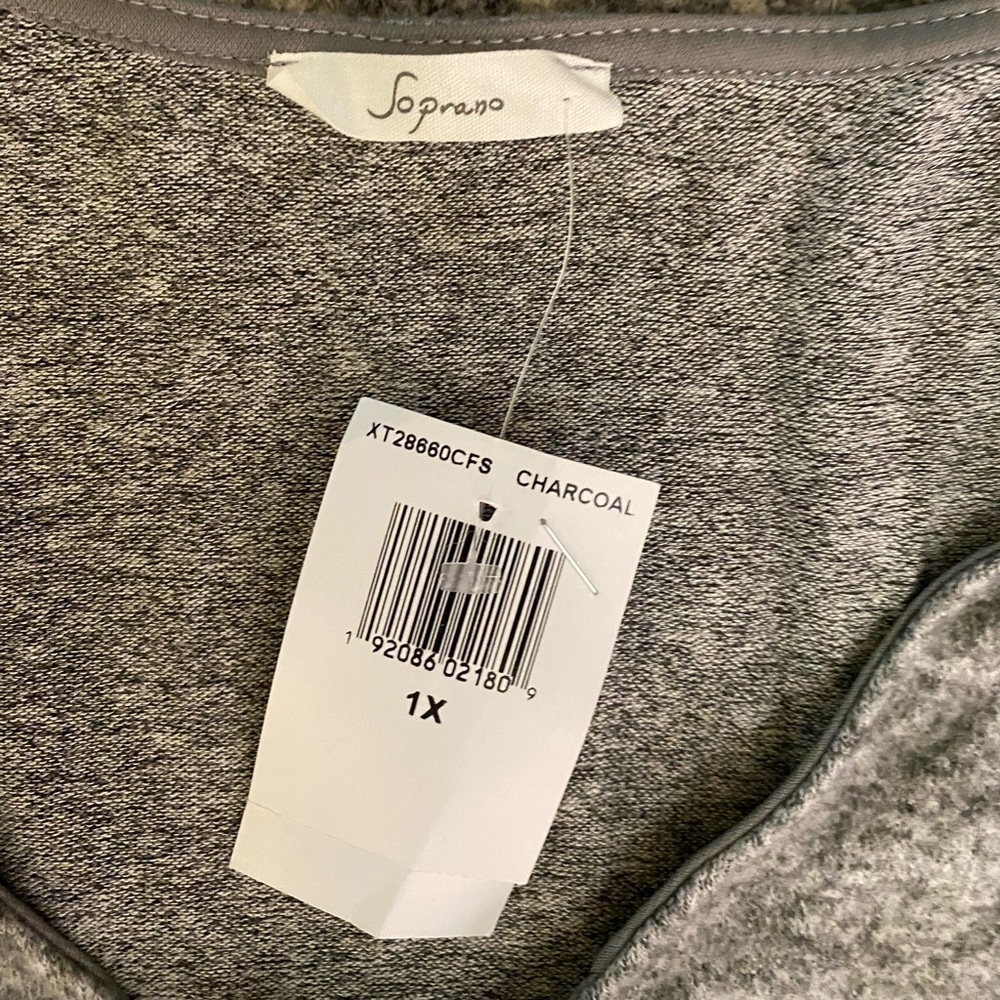 Soprano Sweater - Picture 2 of 4